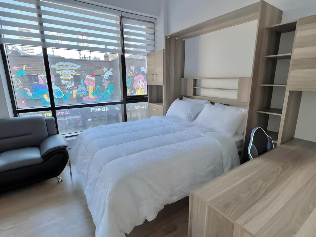 Apartment Lovely Loft With Views On Bishop - Mtl Zx2 Montreal